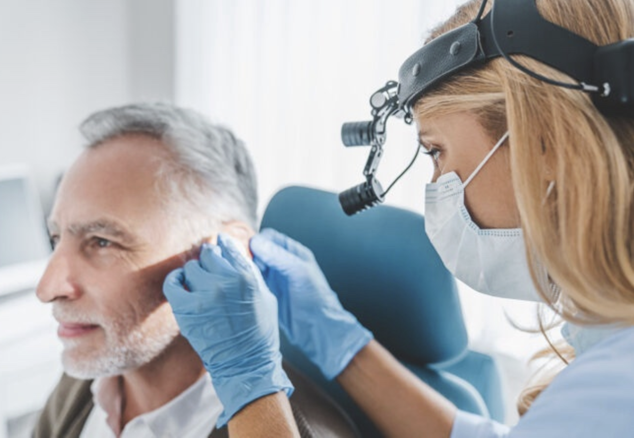 Essential Package – Head Loupes Assisted Microsuction Training & Full Kit*